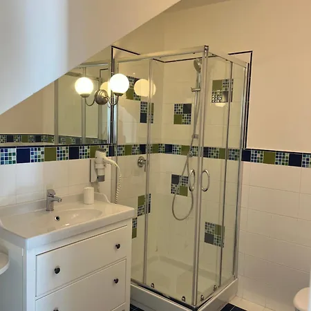 Valehouse 3* Fiumicino