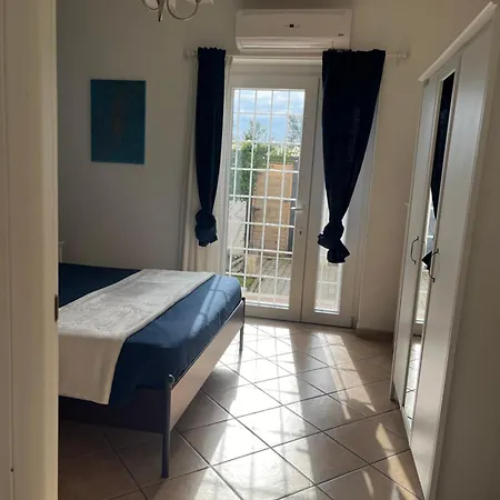 Valehouse 3* Fiumicino