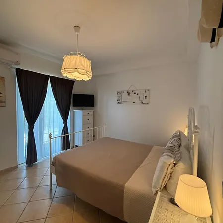 Πανσιόν Valehouse 3*