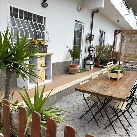 Valehouse Πανσιόν 3*