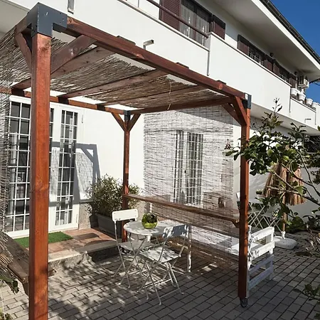 Valehouse 3* Φιουμιτσίνο