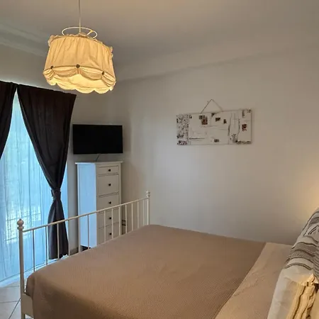 Valehouse Πανσιόν Φιουμιτσίνο